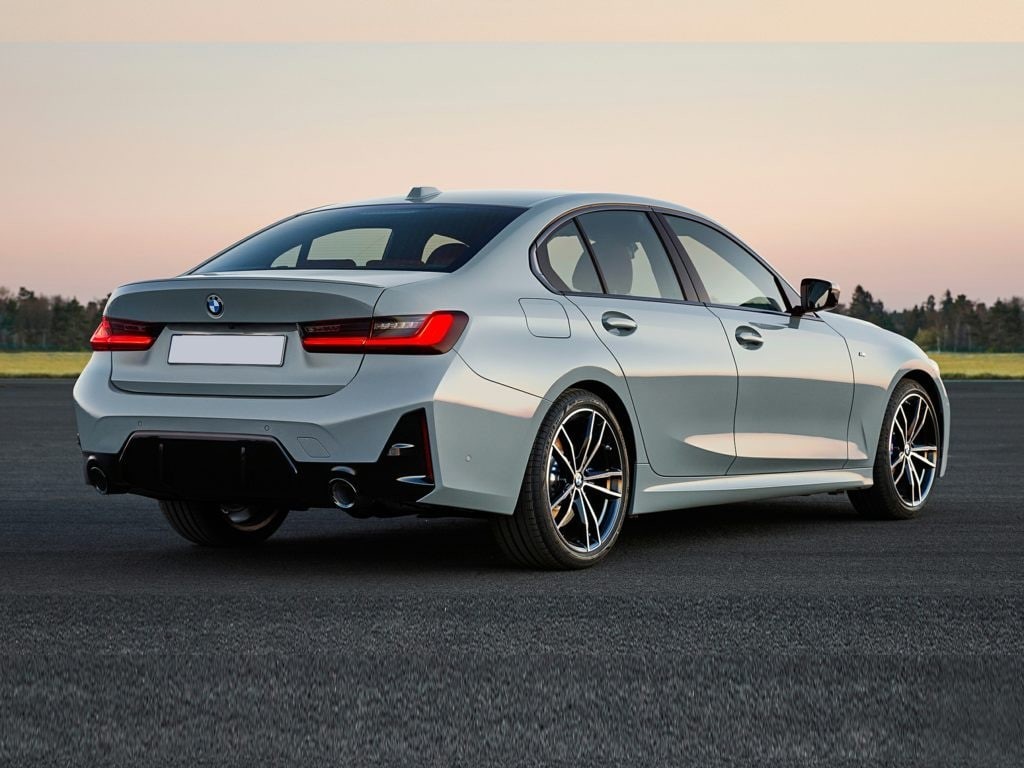 BMW 330i 4dr rear wheel  drive